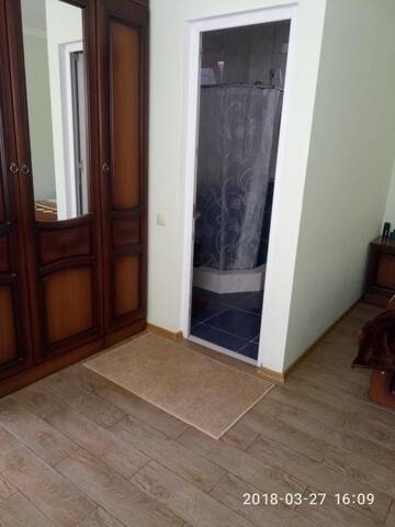 Фото номера Трехместный номер «Комфорт» с душем Гостевой дом Guest House on Sokhumi Highway 133 г. Otradnoe 4
